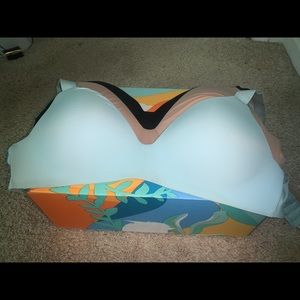 Set of wireless Victoria Secret bras